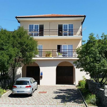 Apartments Claudia Smrika Exterior foto